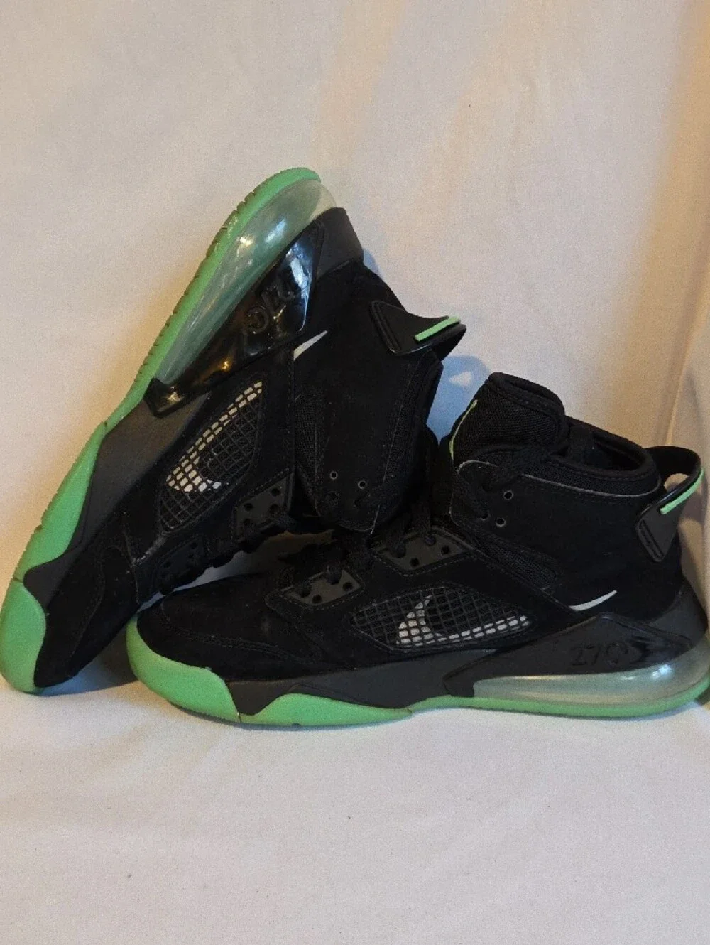 Mars 270 'Green Glow' sneakers